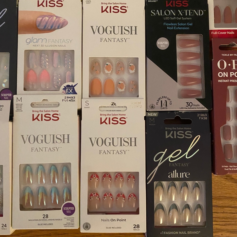 Kiss Nails Glue On Nails Bundle - Picture 5 of 7